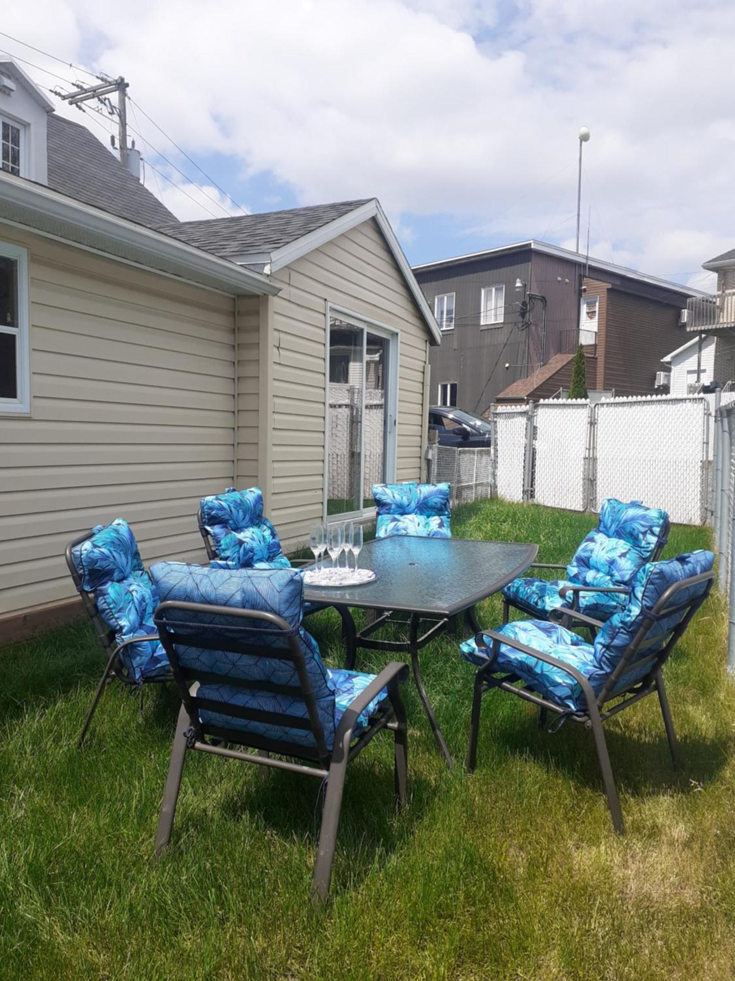 3min Du Ferry Maison Bien Equipee Parking Et Jardin Holiday home