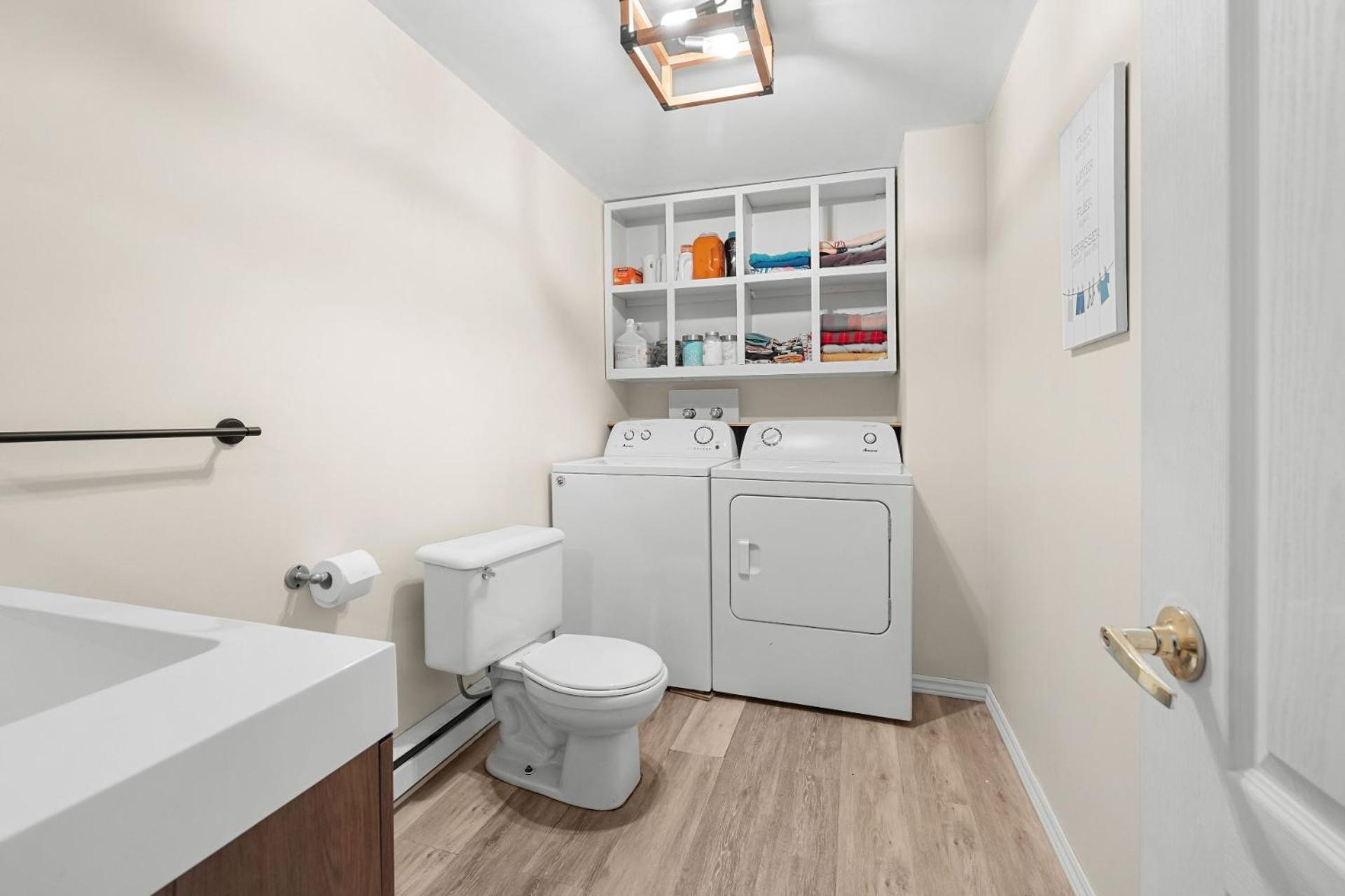 Holiday home 3min Du Ferry Maison Bien Equipee Parking Et Jardin