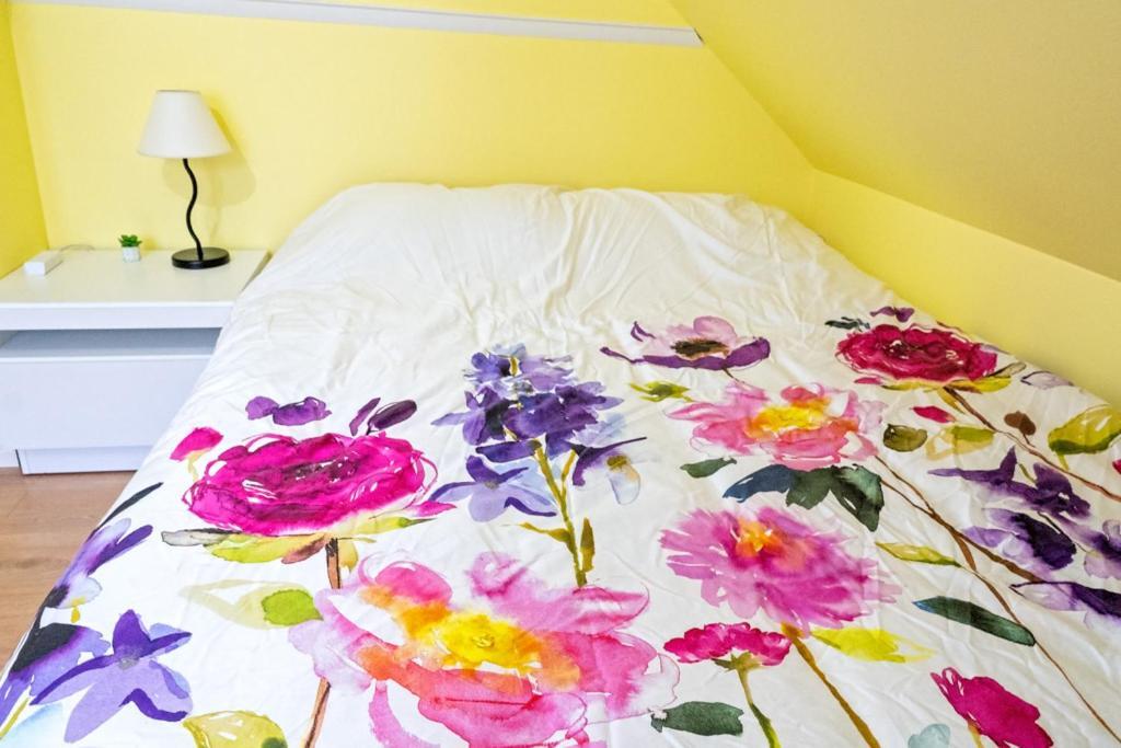 3min Du Ferry Maison Bien Equipee Parking Et Jardin Holiday home